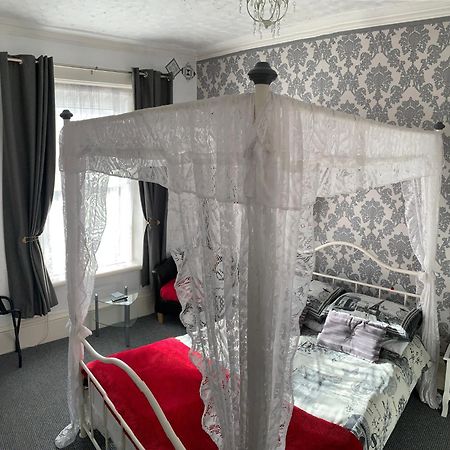 Hornby Villa- 4Star B&B-Couples & Families Only Blackpool Bilik gambar