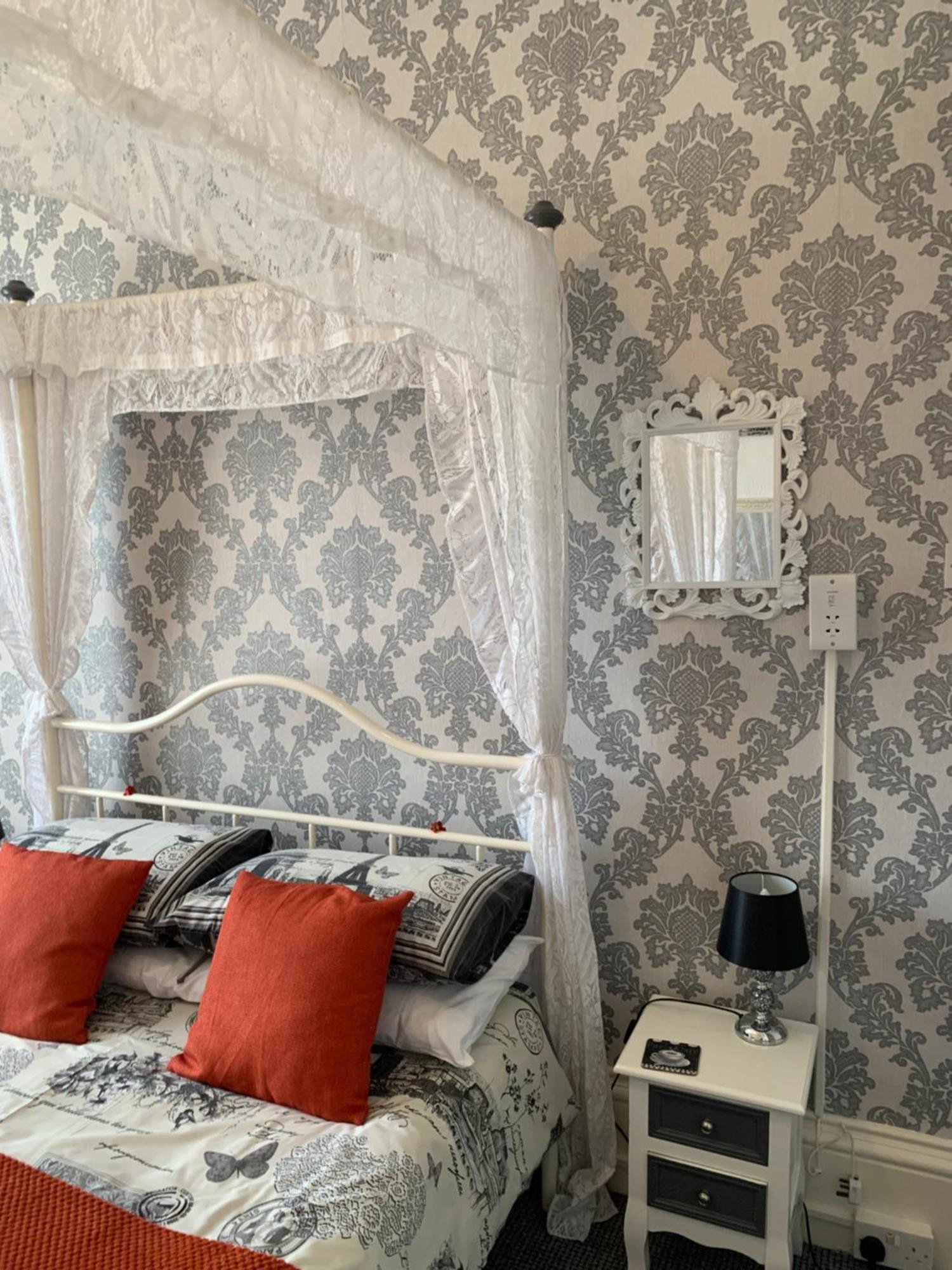 Hornby Villa- 4Star B&B-Couples & Families Only Blackpool Luaran gambar